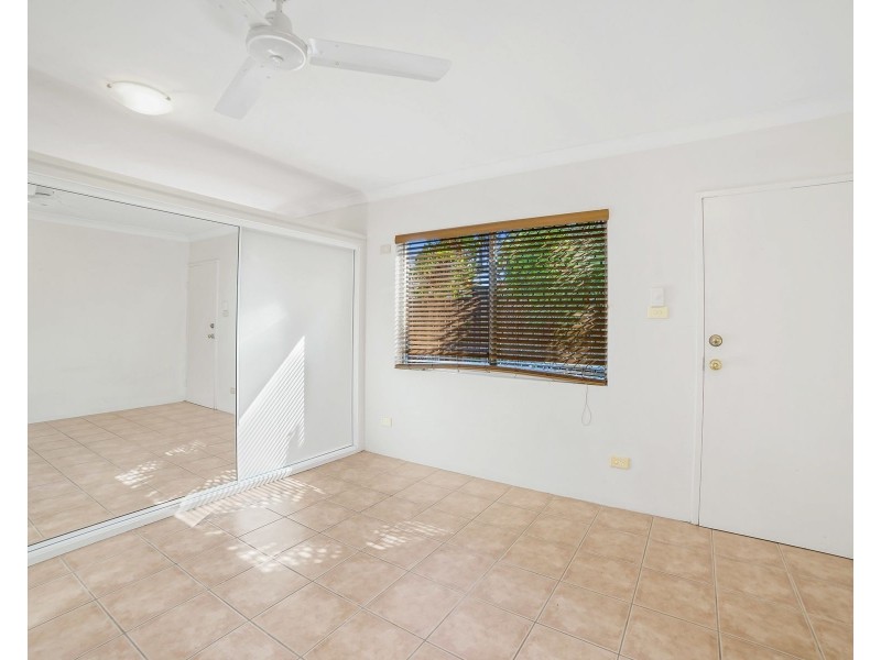 5/30 Charles Street, Cairns North QLD 4870