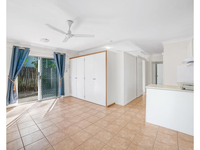 5/30 Charles Street, Cairns North QLD 4870