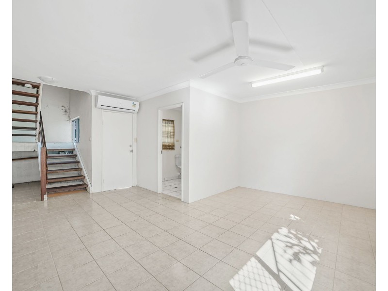 5/30 Charles Street, Cairns North QLD 4870