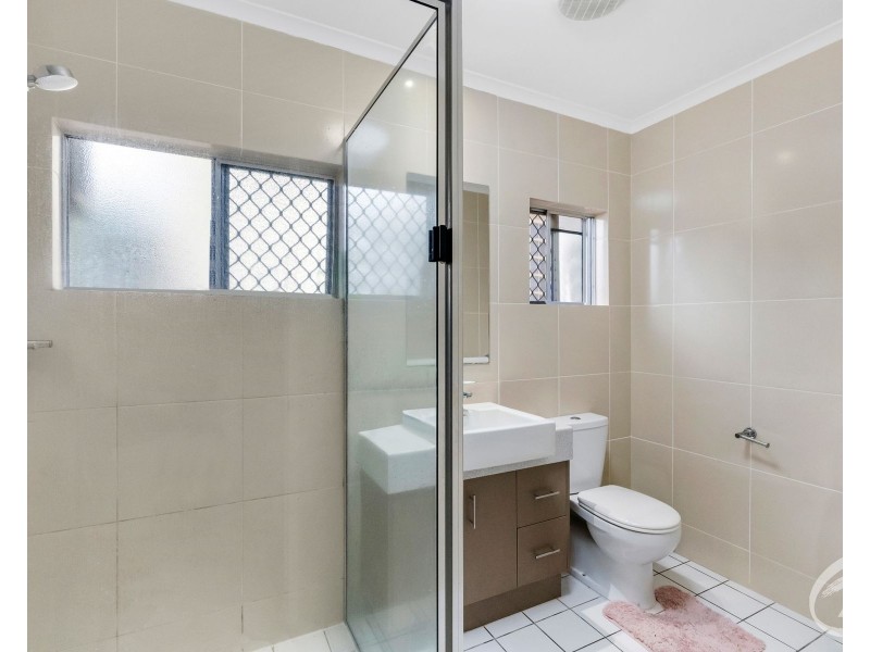 1/12-14 Winkworth Street, Bungalow QLD 4870