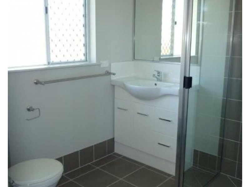 8 Totley Chase, Trinity Park QLD 4879
