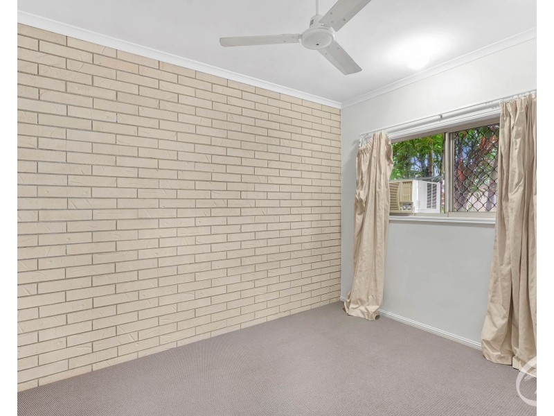 8/5 Grantala Street, Manoora QLD 4870