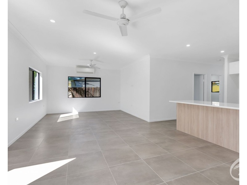 9 Stanton Road, Smithfield QLD 4878