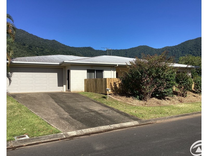 2/11 Spider Street, Edmonton QLD 4869