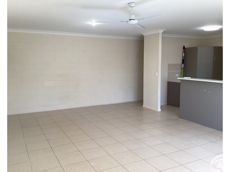 2/11 Spider Street, Edmonton QLD 4869