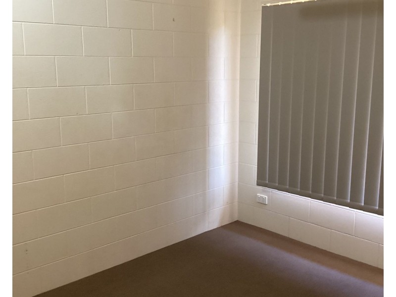 2/11 Spider Street, Edmonton QLD 4869