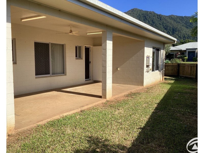 2/11 Spider Street, Edmonton QLD 4869