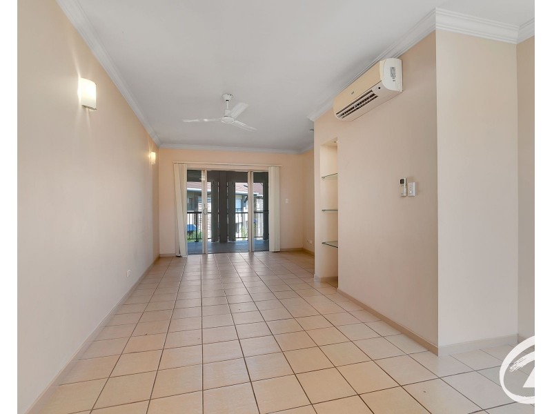 318/22 Ward Street, Mooroobool QLD 4870