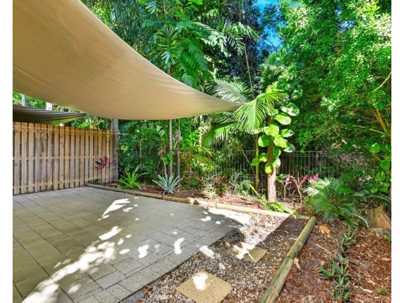 1/11-19 Stratford Parade, Stratford QLD 4870