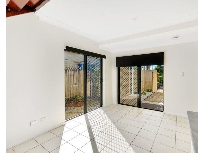 1/11-19 Stratford Parade, Stratford QLD 4870