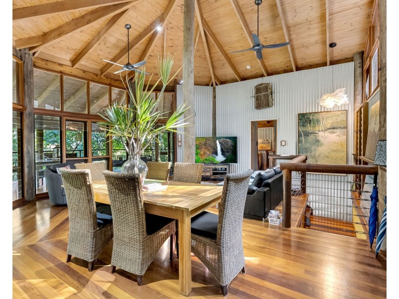 23 Barellan Close, Caravonica QLD 4878