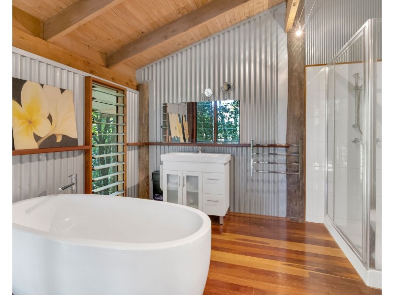 23 Barellan Close, Caravonica QLD 4878