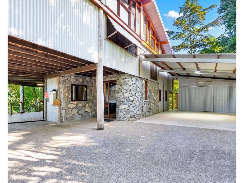23 Barellan Close, Caravonica QLD 4878
