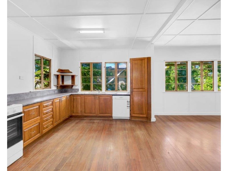 32 George Street, Earlville QLD 4870