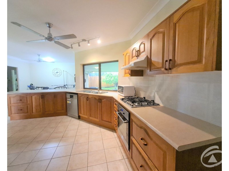 4 Fletcher Court, Bentley Park QLD 4869