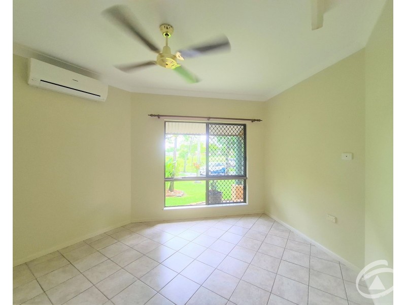 4 Fletcher Court, Bentley Park QLD 4869