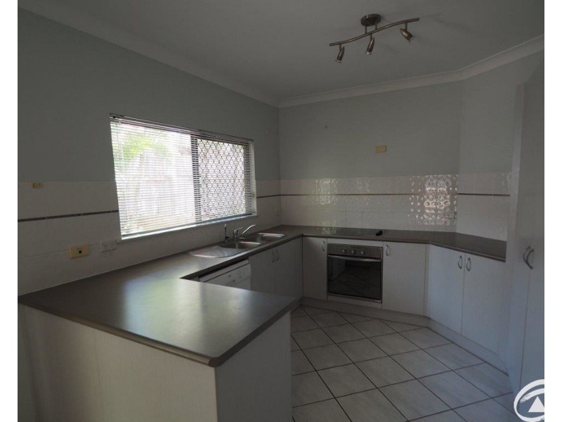 5 Mia Street, Kewarra Beach QLD 4879