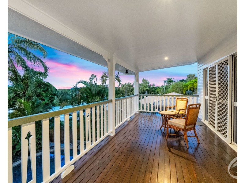 1 Saidor Close, Trinity Beach QLD 4879