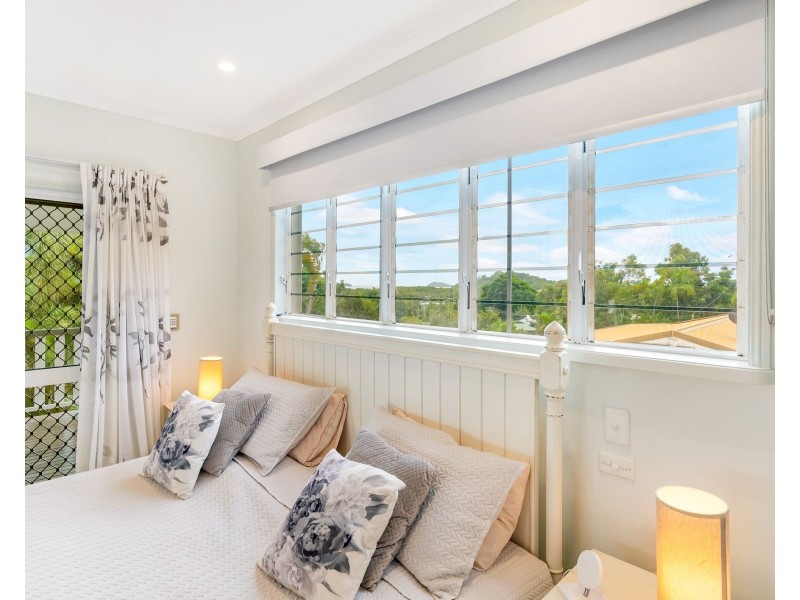 1 Saidor Close, Trinity Beach QLD 4879