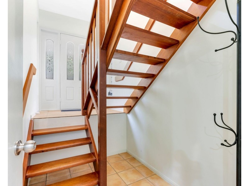 1 Saidor Close, Trinity Beach QLD 4879