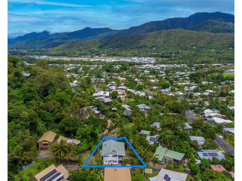 1 Saidor Close, Trinity Beach QLD 4879