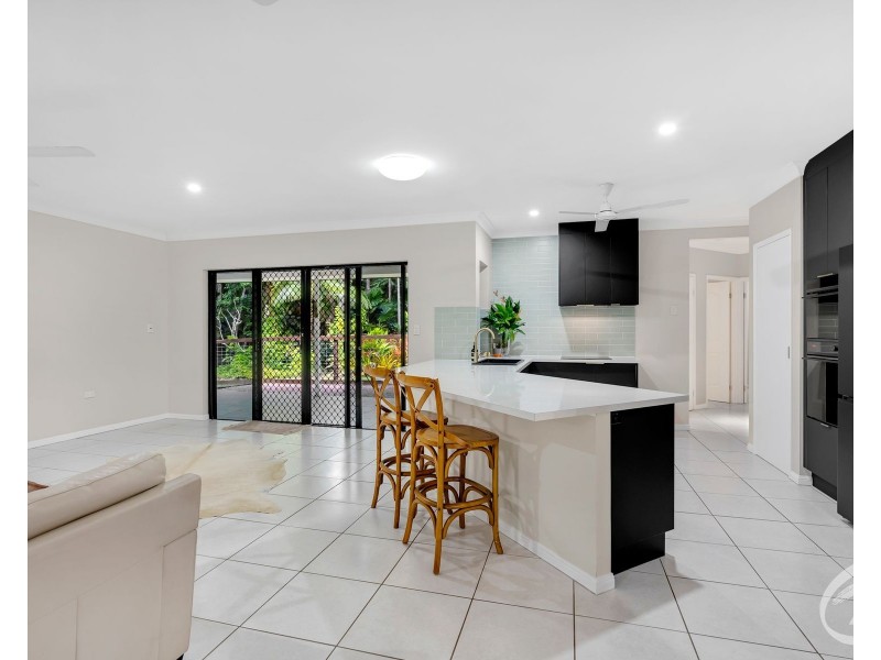 32 Gregory Terrace, Kuranda QLD 4881