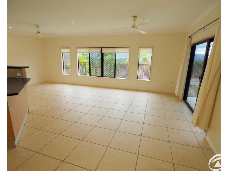 17 Findlay Street, Brinsmead QLD 4870