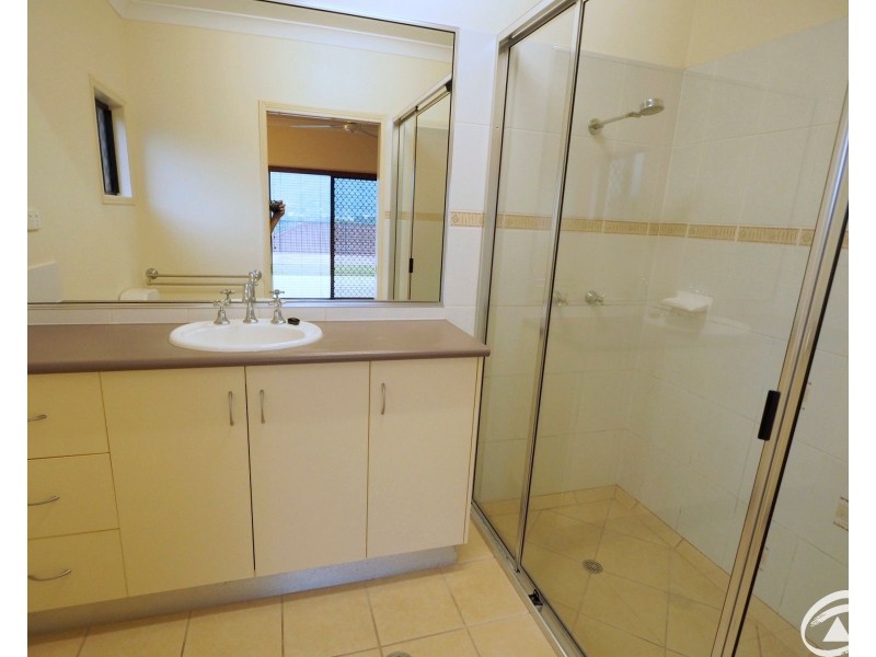 17 Findlay Street, Brinsmead QLD 4870