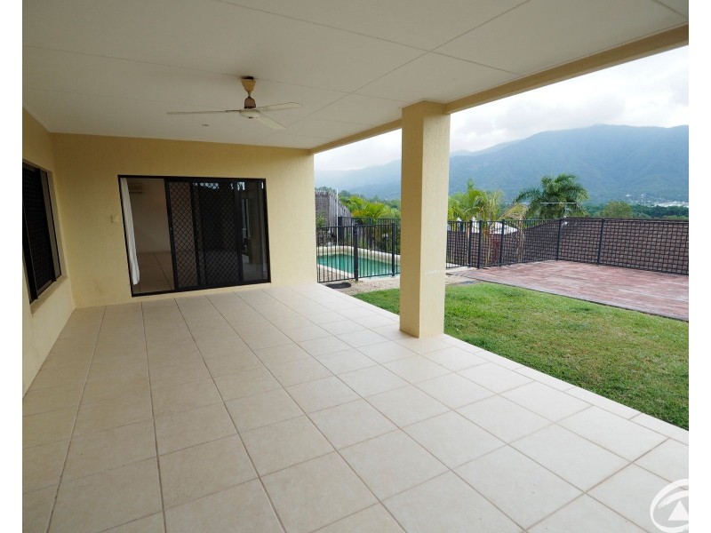 17 Findlay Street, Brinsmead QLD 4870