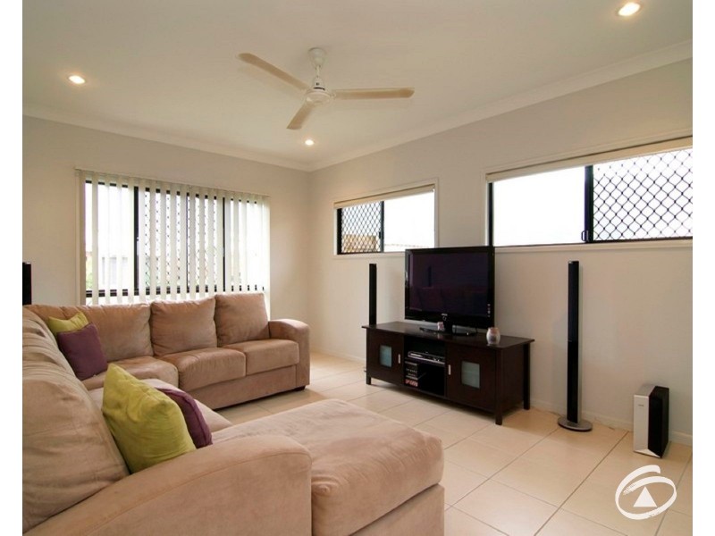 7 Timberlea Drive East, Bentley Park QLD 4869