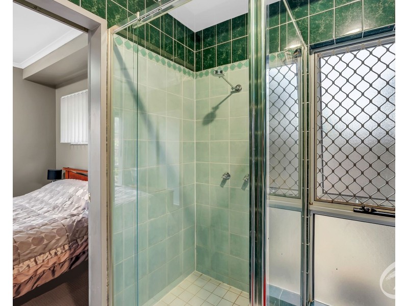1/4 Ingham Court, Mooroobool QLD 4870