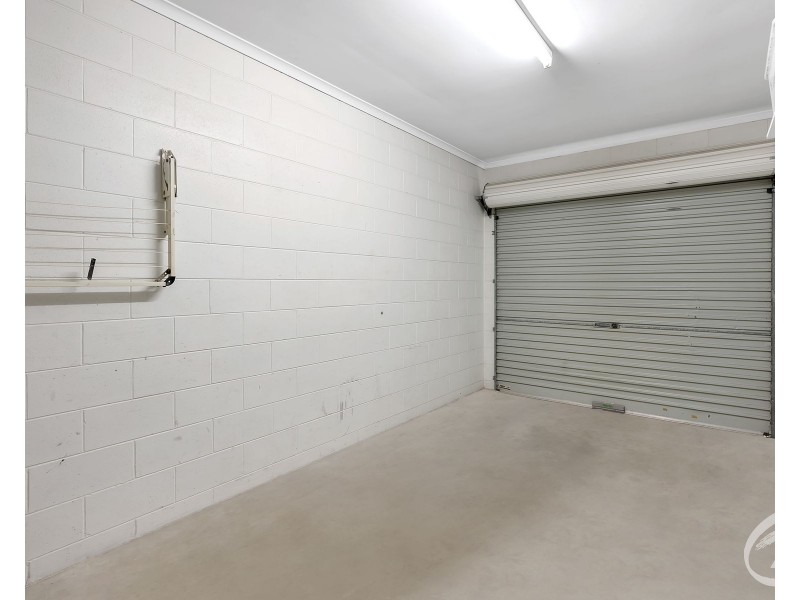 1/4 Ingham Court, Mooroobool QLD 4870