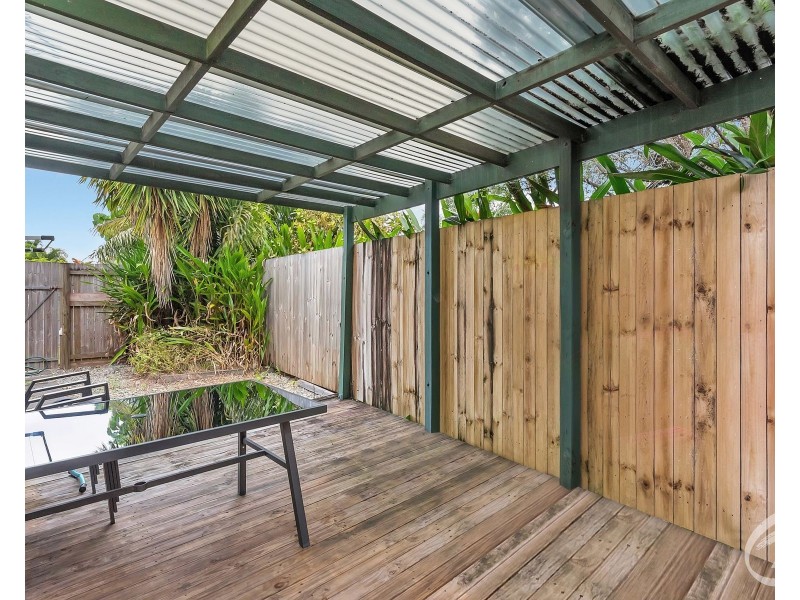 1/4 Ingham Court, Mooroobool QLD 4870