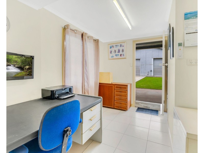 59 Waite Street, Machans Beach QLD 4878