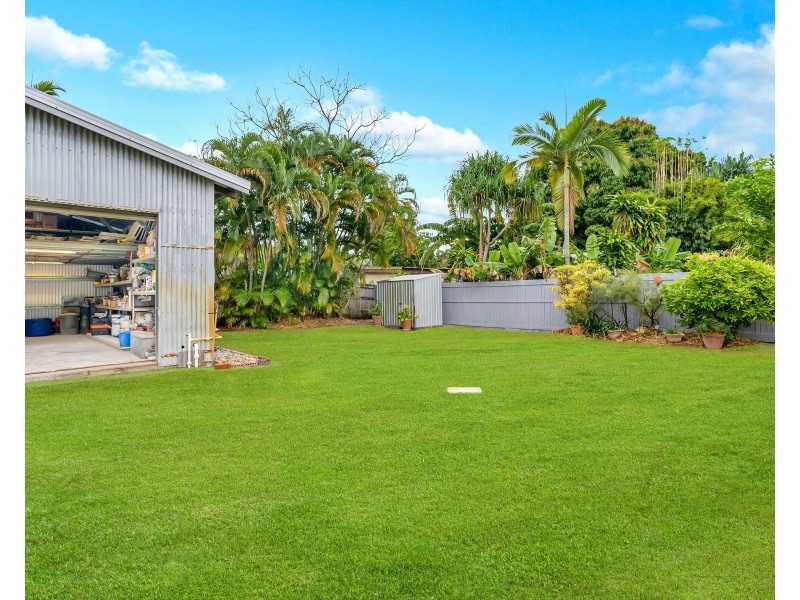 59 Waite Street, Machans Beach QLD 4878