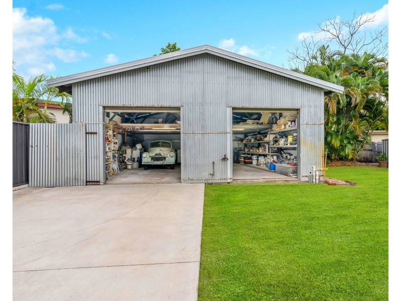 59 Waite Street, Machans Beach QLD 4878