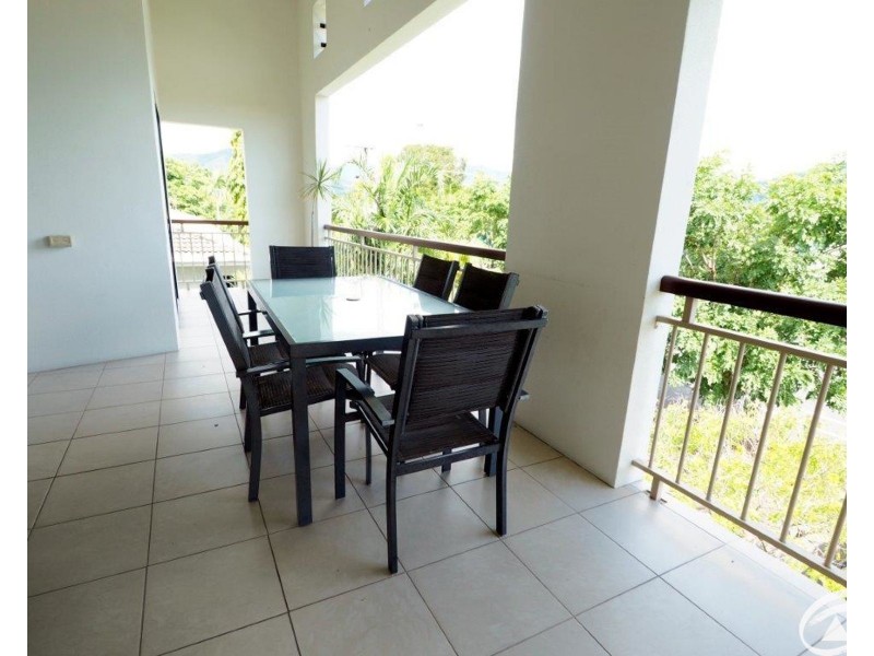 6/349-351 Lake Street, Cairns North QLD 4870
