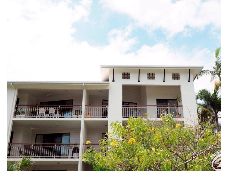 6/349-351 Lake Street, Cairns North QLD 4870