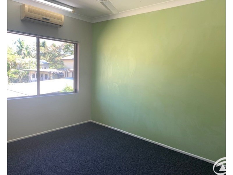 2/3 Miles Street, Manoora QLD 4870