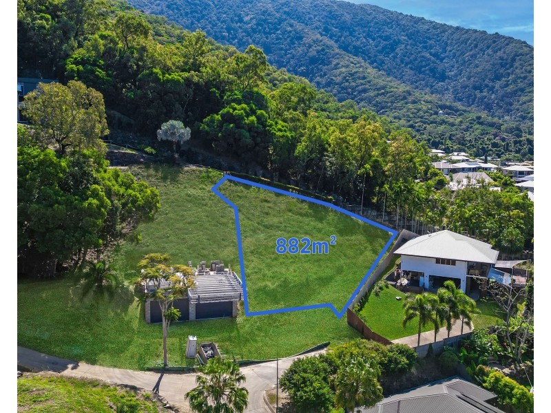 10 Seascape Close, Palm Cove QLD 4879