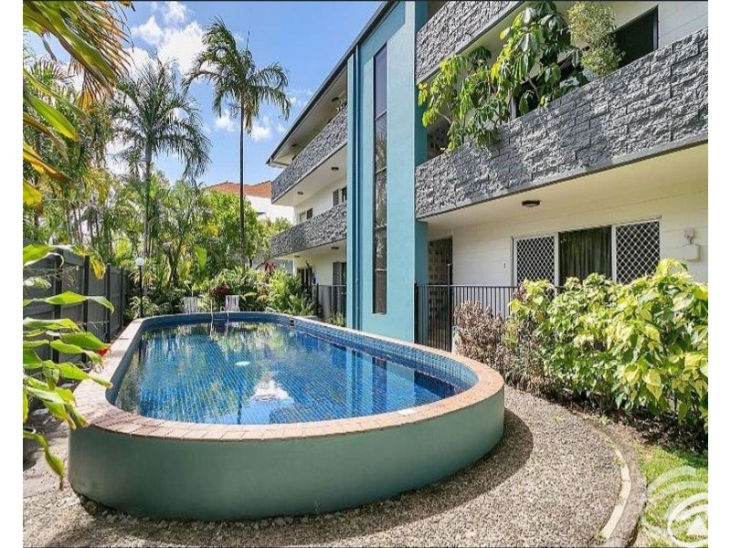 10/284 Lake Street, Cairns North QLD 4870