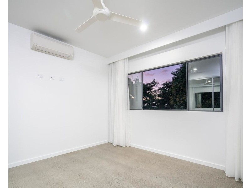 6A Diamond Close, Stratford QLD 4870