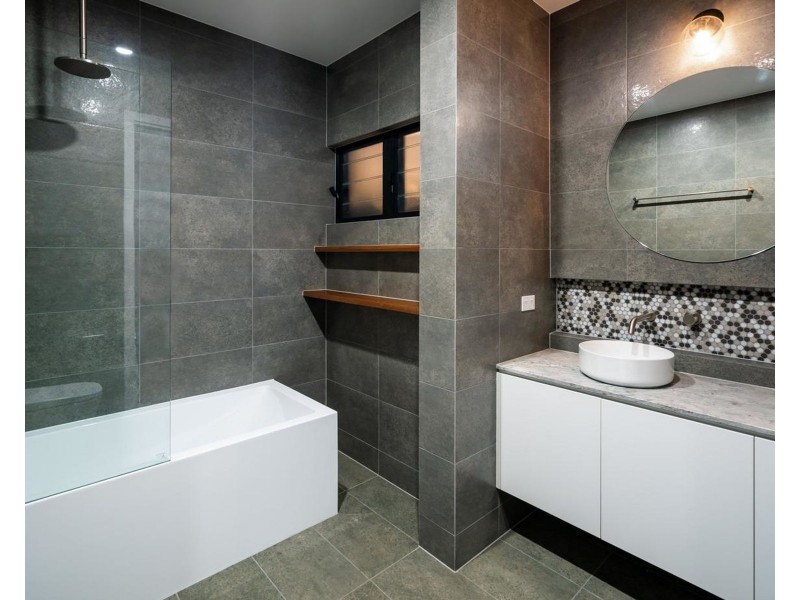 6A Diamond Close, Stratford QLD 4870