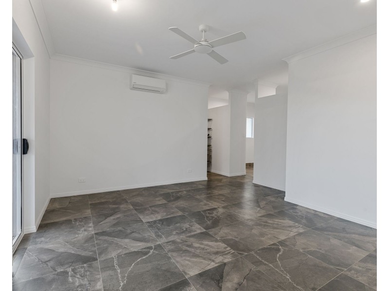 104 Flagstone Terrace, Smithfield QLD 4878
