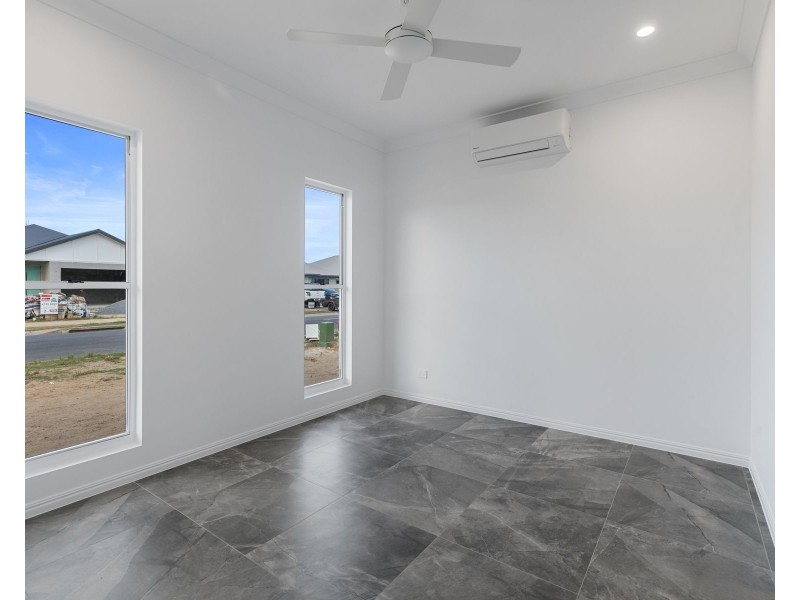 104 Flagstone Terrace, Smithfield QLD 4878