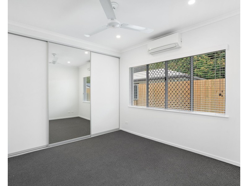 2/67 Macilwraith, Manoora QLD 4870