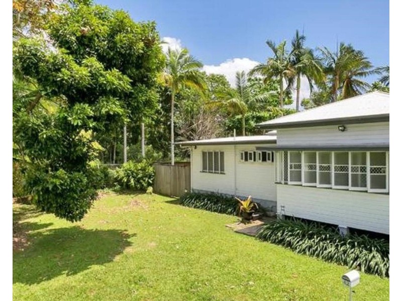 1/42 Lily Street, Cairns North QLD 4870