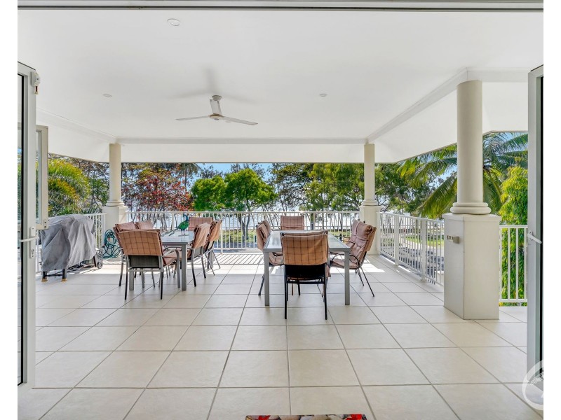 67 Casuarina Street, Holloways Beach QLD 4878