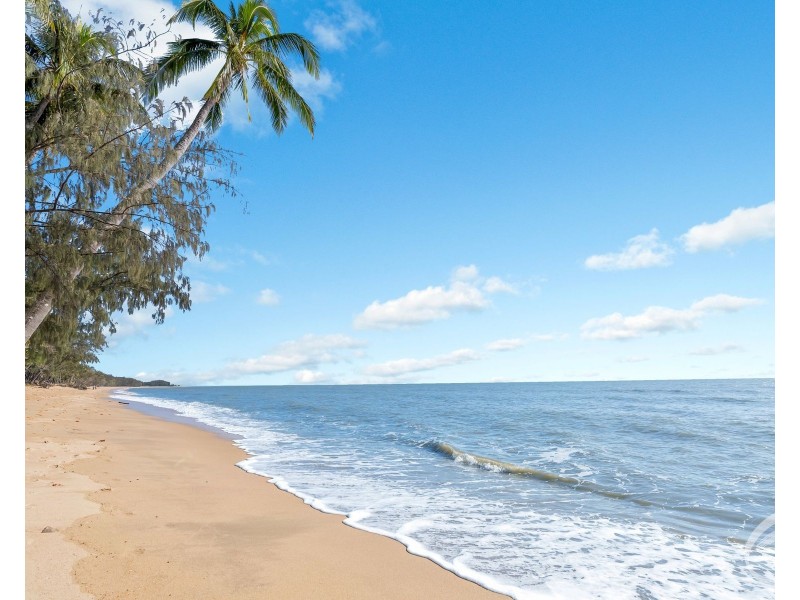 67 Casuarina Street, Holloways Beach QLD 4878