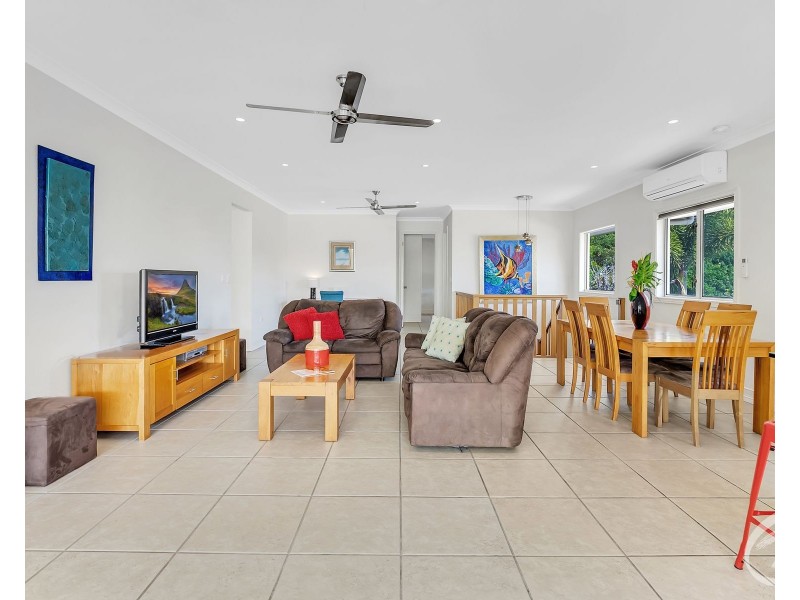 67 Casuarina Street, Holloways Beach QLD 4878